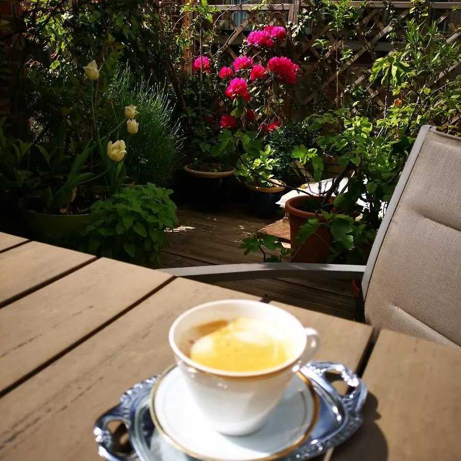 *** Bed & Breakfast B&B La Ducale Gent Belgien